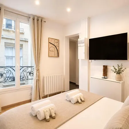 Charming - Louvre & Tuileries Gardens Appartement *